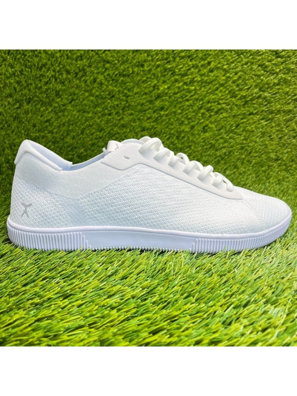 Flux Adapt Trainer White Mens Size 12 Casual Walking Knit Shoes Sneakers